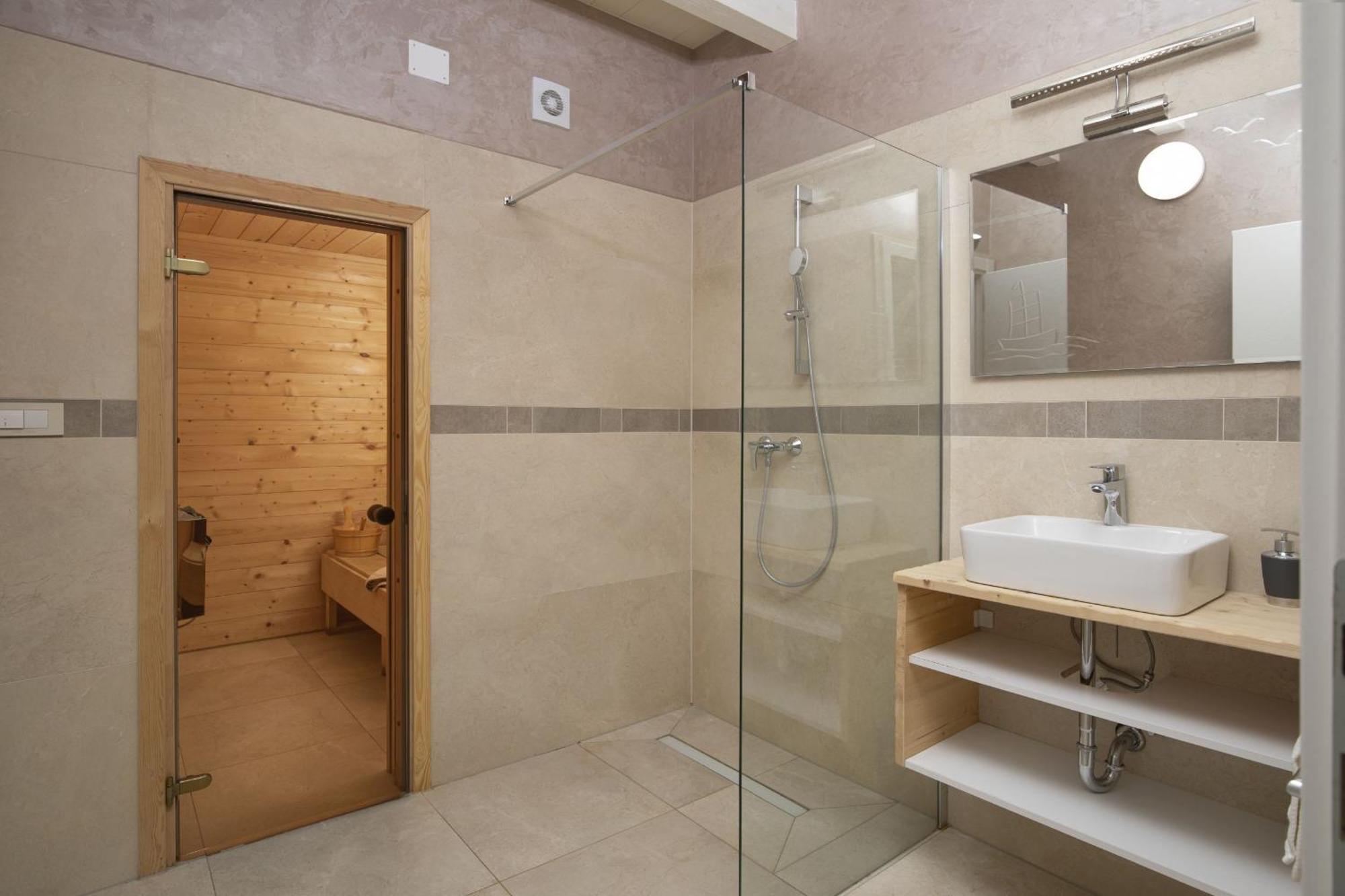 Villa Olivia - New And Modern House With Pool, Souna, Jacuzzi & Playground, Liznjan - Istra Exterior photo