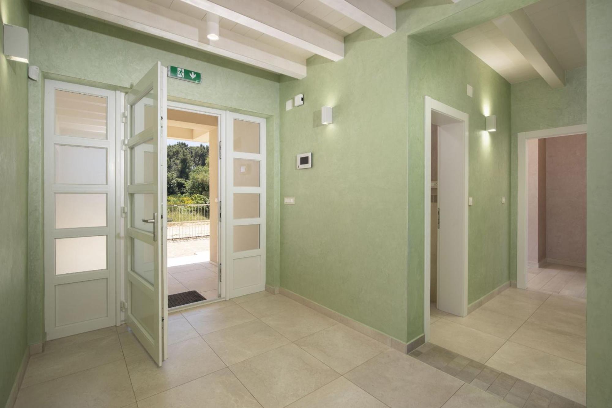 Villa Olivia - New And Modern House With Pool, Souna, Jacuzzi & Playground, Liznjan - Istra Exterior photo