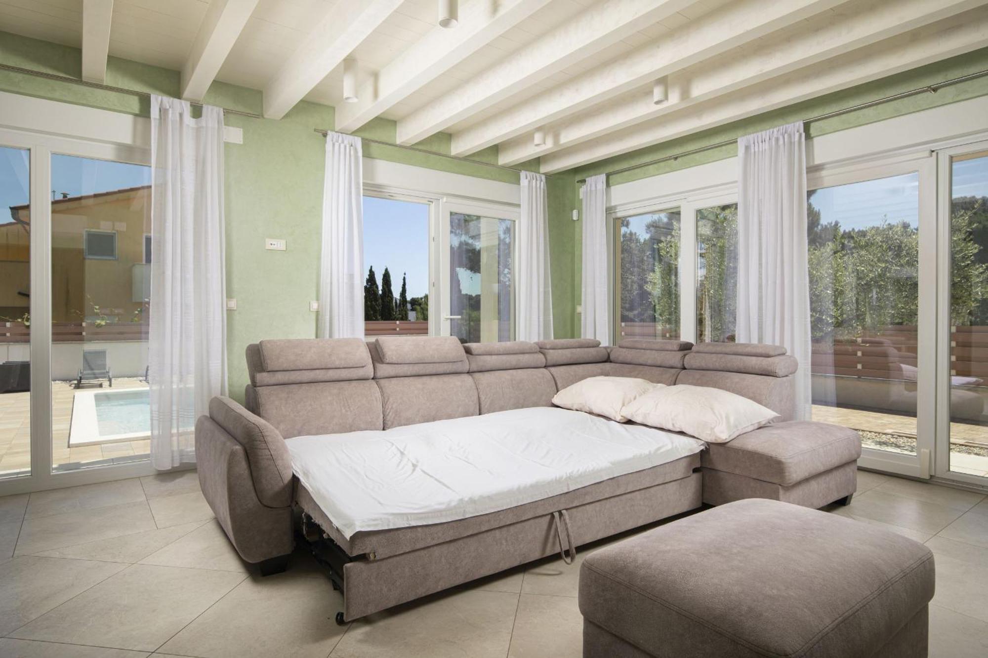 Villa Olivia - New And Modern House With Pool, Souna, Jacuzzi & Playground, Liznjan - Istra Exterior photo